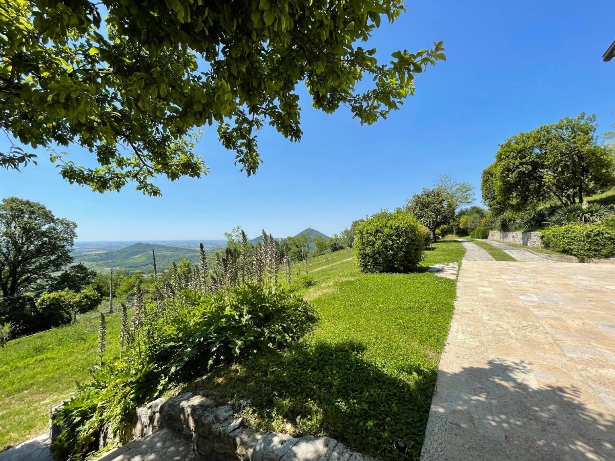Villa Degli Ulivi By Holiday World Arquà Petrarca Exterior foto